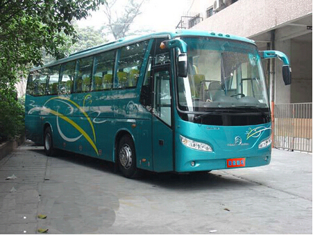 成都大巴租車(chē)價(jià)格受那些因素影響